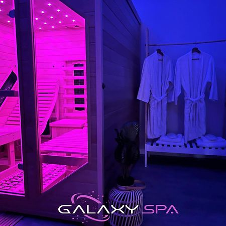 Galaxy Spa - Suite Venus Jacuzzi Et Sauna Privatif Champigneulles 外观 照片
