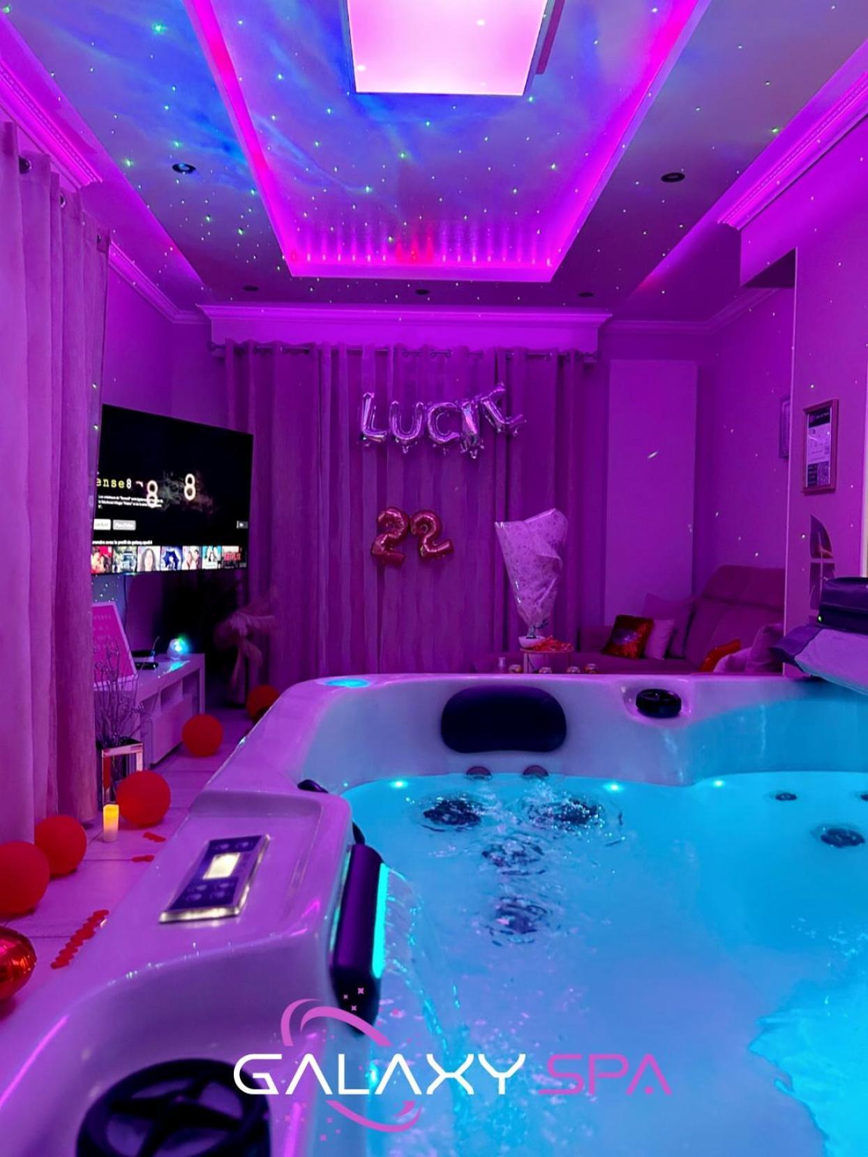 Galaxy Spa - Suite Venus Jacuzzi Et Sauna Privatif Champigneulles 外观 照片