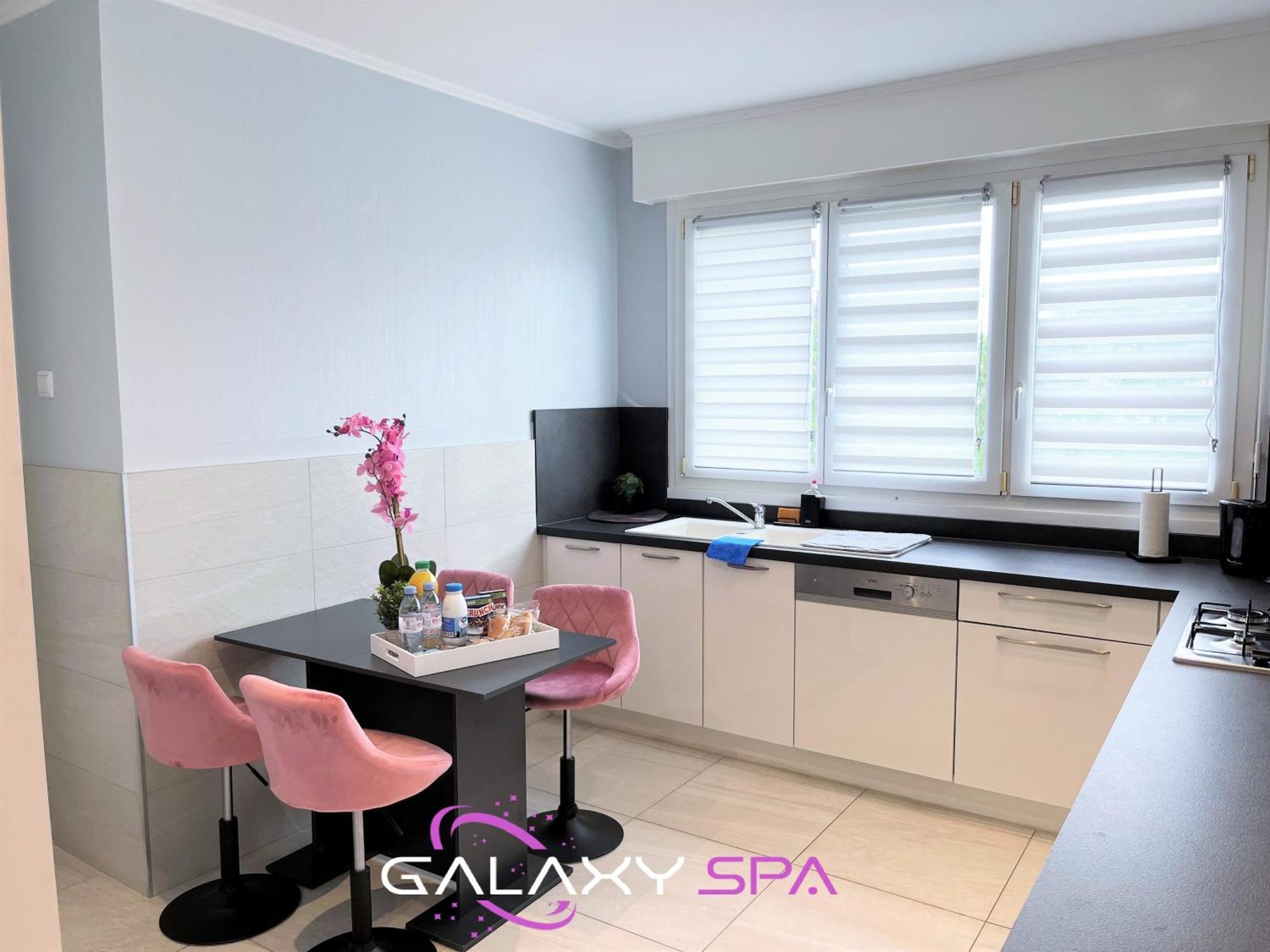 Galaxy Spa - Suite Venus Jacuzzi Et Sauna Privatif Champigneulles 外观 照片