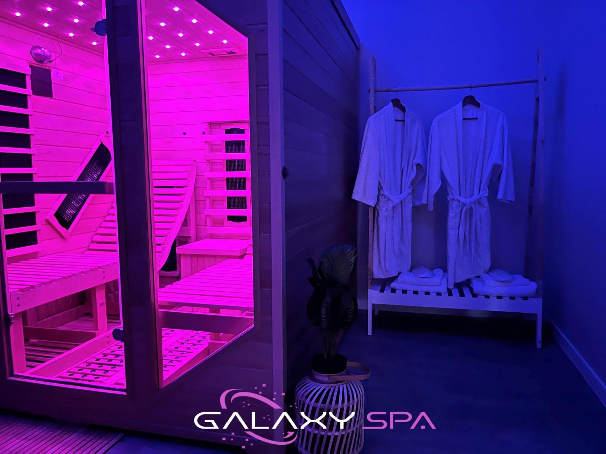 Galaxy Spa - Suite Venus Jacuzzi Et Sauna Privatif Champigneulles 外观 照片