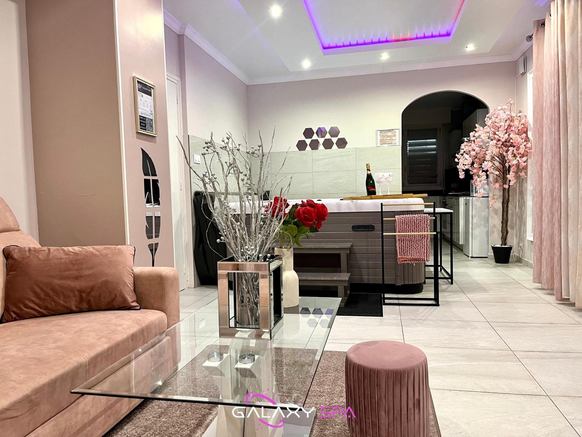 Galaxy Spa - Suite Venus Jacuzzi Et Sauna Privatif Champigneulles 外观 照片