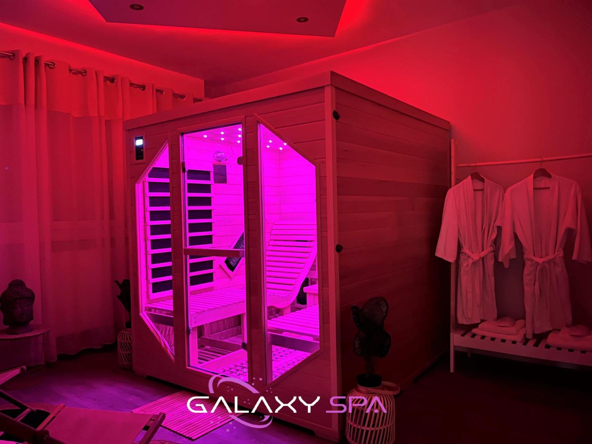 Galaxy Spa - Suite Venus Jacuzzi Et Sauna Privatif Champigneulles 外观 照片