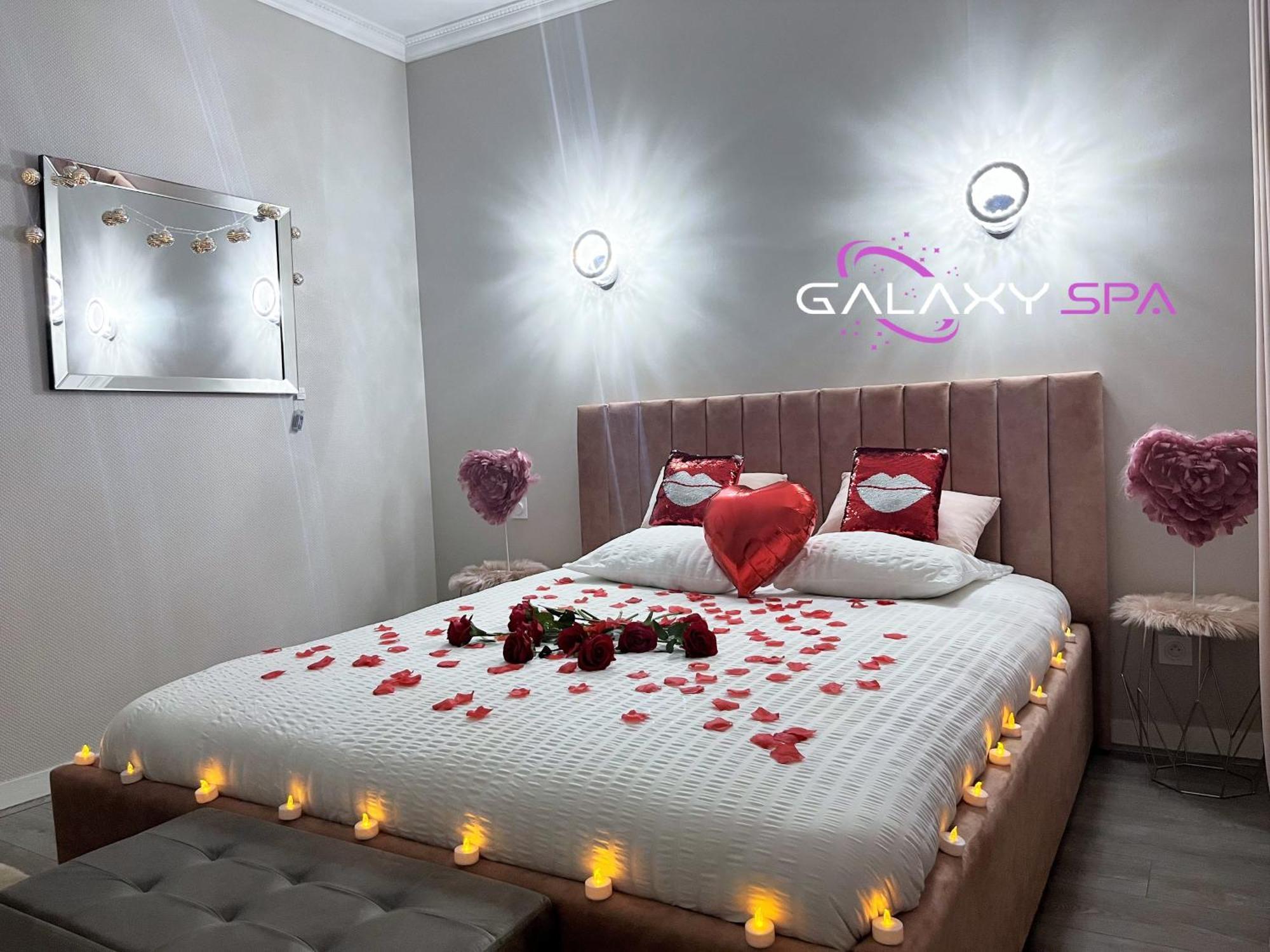 Galaxy Spa - Suite Venus Jacuzzi Et Sauna Privatif Champigneulles 外观 照片